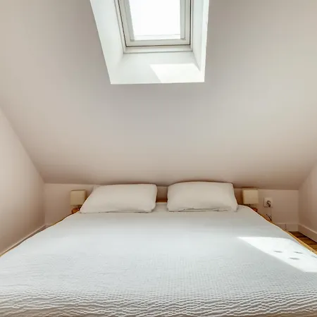 Miral - Charmante Maison Au Bord De L'eure Hébergement de vacances